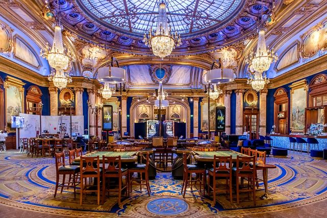 Casino de Monte Carlo là sòng bạc chỉ dành cho người nước ngoài